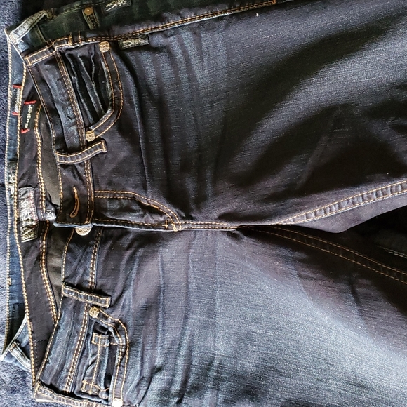 5 Silver jeans size 30w 29 lenght, 1 jean True Religion same size - Picture 6 of 8